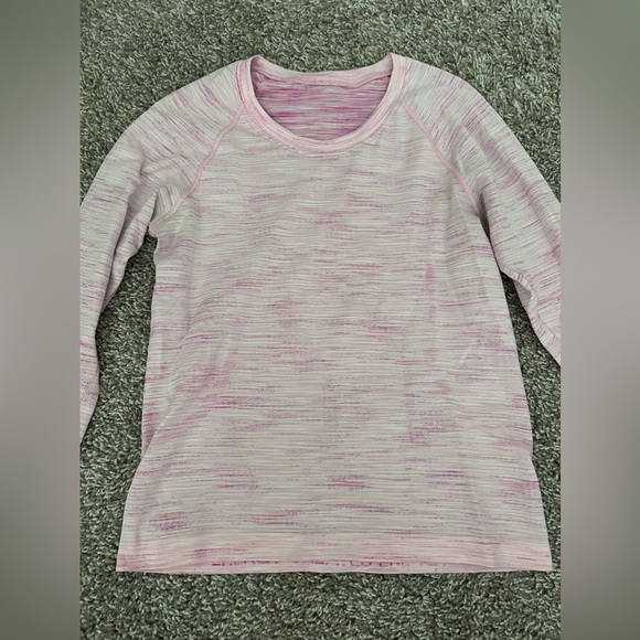 Lululemon Swiftly Tech Long Sleeve Shirt 2.0 *Race Length Strawberry Milkshake - Picture 2 of 5